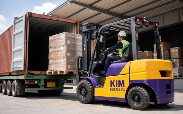 Cho thuê xe nâng tại KCN Sóng Thần 2 – KIM 0913.558.335